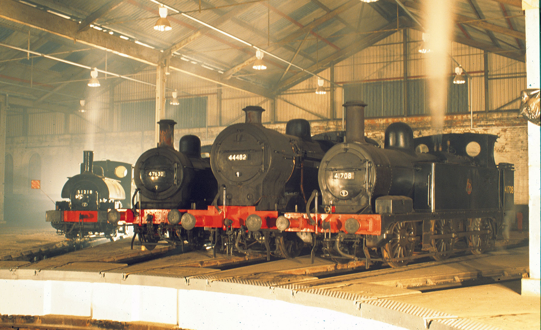 Slide engine shed